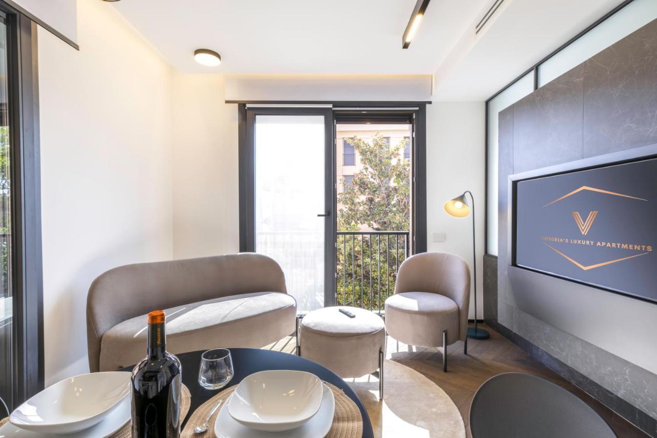 Vittoria'S Luxury Apartment Кальяри Экстерьер фото