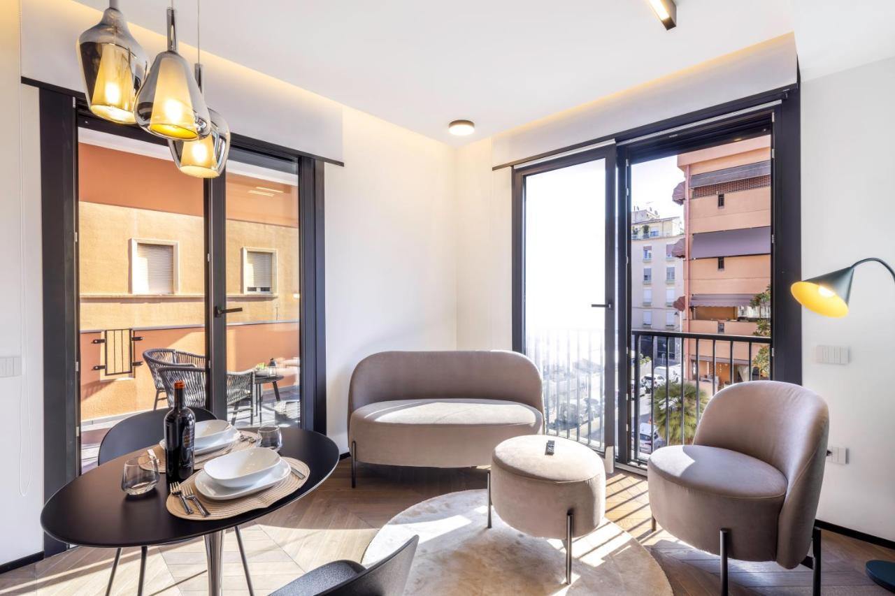 Vittoria'S Luxury Apartment Кальяри Экстерьер фото