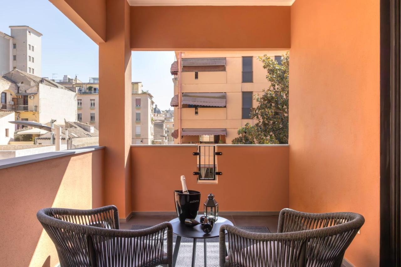 Vittoria'S Luxury Apartment Кальяри Экстерьер фото